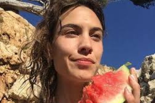 男生和女生互怼30分钟- 互相揭短笑点与泪点齐网友热议